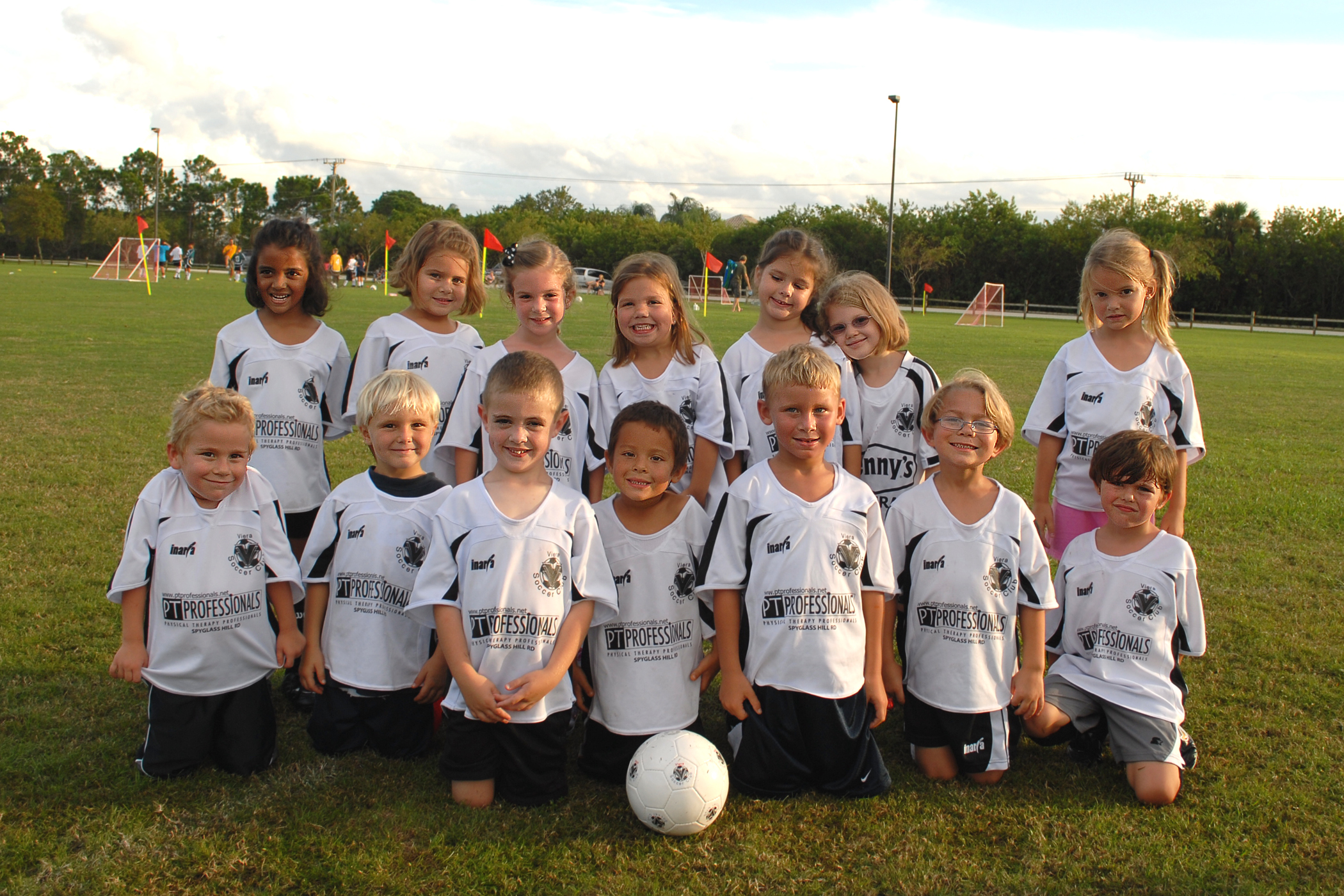 whiteu6explorers_team01
